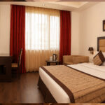 deluxe-room